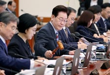 [속보]李대통령 "안보에 여야 따로 있을 수 없어…음모론으로 안보 위태롭게 하는 일 없었으면"