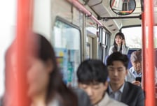 버스 옆자리 20대 여성 추행…달아난 30대 현직 군인, 20분만에 체포