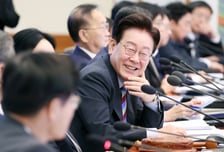 李대통령, 김정관 산업장관 콕 짚어 "매우 훌륭한 협상가"…이유는