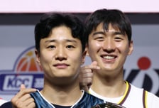 "0% 아니면 100%인데..." KBL 순위 경쟁 '최대 변수' 등장, 간판스타들의 '솔직 담백' 용병 평가 [한남동 현장]