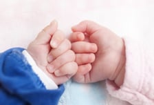 "아이 둘 낳으면 통장에 1억 꽂힌다"...강릉 한 회사, 3억 무이자 대출도