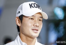 자정 혈투가 부른 '11분 기권 악몽'... 권순우, 무릎 부상 경기 포기 '한국 남녀 단식 전원 탈락' [아이치 나고야 AG]