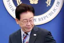 "검사 출신이라고 다 버리자면…" 중수청장 임명 지연에 입연 李대통령