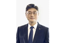 정재헌 SKT CEO "1년 만의 신뢰 회복, 더 뜻깊고 무겁다"