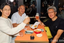 "진짜 젠슨황인줄" 깐부회동 자세히 보니…"AI 아니다" 폭소