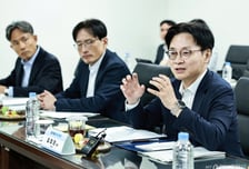 6년만에 나온 '중견기업 지원책'..."성장사다리 제대로 세워야"