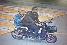 9살 여아 치고 달아난 남녀..."이 스쿠터 보면 제보 좀" 부모 호소