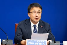 野 "검찰개혁, 치안지옥"…한병도 "혹세무민 새치혀, 불안 조장 말라"