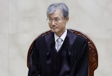 조희대, 신입 법관 임명식 "독립성 흔들려선 안돼…신속 재판, 사법 본질"