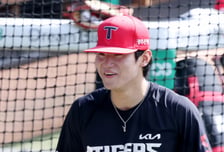 '또 매진 잠실벌 인기 폭발!' 김도영 2번 KIA-홍창기 복귀 LG, 운명의 맞대결 '선발 라인업' 발표 [잠실 현장]