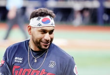 '197안타 공동 1위' KBO 최초 역사 향해 가는 레이예스-최원준, 골든글러브까지 걸렸다