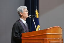 국감장 서는 조희대… 오늘도 '침묵' 할까