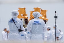 KAIST 초소형군집위성 '네온샛' 5기, 내일 누리호 타고 우주로