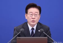 [속보]李대통령, 금융권 해킹 사고에 "보안 체계 조속히 점검·시행하라"