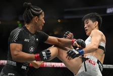 브라질 출신 '태권 파이터' 나탈리아, 中 왕총 완벽 제압... UFC 플라이급 챔피언 등극