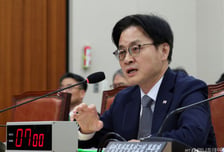 김정관 산업장관 "반도체 자료 공개, 민감한 사안…美·中·日 초미의 관심사"