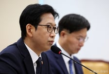 4.6조 프론티어AI 누가 결정했나…배경훈 "내가 발제, 청와대와 논의"