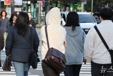 "엄마 패딩 어디있어?" 강릉 왕산 -0.4도·대관령 0도...큰 일교차 변덕도