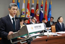 강신철 "신성한 국방의무 폄하 심히 유감…병역특례 폐지는 궁극적 목표"