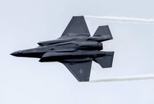 美 F-35 부품, 어쩌다 중국 손에…"홍콩 경유 금지" 이메일 놓쳤다