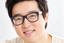 김재호 영산대 교수, 웹툰과 웹소설 잇는 '웹툰소설' 선보여