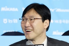 "신영철 감독님은 존중하고..."→"우리 팀 우습게 보네요" V리그 남자부, 유쾌한 사령탑 신경전으로 시작됐다 [청담동 현장]