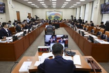 레버리지ETF 책임전가 질타…이억원 "특정층에만 안 판다면 문제"