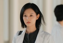 '닥터X' 김지원, 가운 입은 '눈물의 여왕'…다크히어로로 오늘(9일) 안방 접수