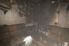코인노래방 소파에 불 지르고 달아난 여중생…부모 인계