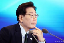 '사심' 지적했던 李대통령 "뜻대로 안되니 급진개혁 내세워 내부 공격"