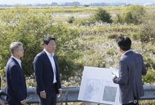 최태원 "전력·용수 늦어도 먼저 짓겠다"…호남 반도체 팹 '속도전'
