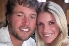 "가슴·복부에 엉덩이 수술까지" 740억 NFL 스타 아내, '외모 강박' 충격 고백 "LA? 성형 안 하면 못 버티는 곳"
