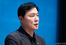 與 "딸 사건, 0.99달러로 얼렁뚱땅 넘어가…한동훈 경찰 출두해야"