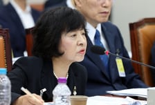 "'해임에 청와대 개입' 들어봤나" 묻자…박지향 이사장 "있다"
