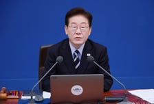 "굴종·사대 외교 안 돼"…한미 균열론 속 '국익 외교' 강조한 李대통령