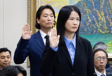 "딸 사진 털려도 5만원에 합의하나"…강남언니·티빙 '쿠폰 보상' 국감서 폭격