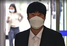 '3억 사기' 전 삼성 투수 안지만, 징역 1년 8개월 실형