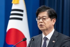 靑 "김지용 청문회, 흠결 지적 힘들 정도로 잘 설명 돼"