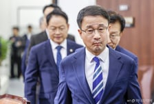 한병도 "장동혁, 대표직 내려와야…윗물 흐리니 망언·망동 안 그쳐"