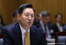 불붙는 '한강버스 리베이트 의혹'…與 "오세훈 관여 여부 수사해야"