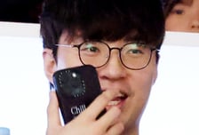 [포토] 이현중 '이건 찍어야 해'