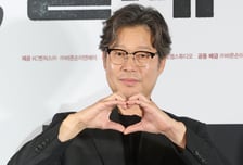 "솔직히 거절할까 생각"…유재명이 '수능, 출제의 비밀' 고민한 이유는