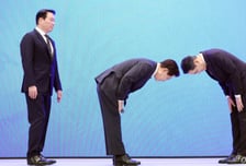 "물타기할 돈도 없어" 폭락장에 비명 터졌다...국정지지율도 '부담'