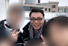 "허리띠 수없이 풀어, 고막 터졌다"...화장품사 대표 '상습 폭행' 폭로