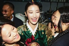 케데헌 이재, 결혼식 후 이태원서 축하파티…"포장마차까지 열어"