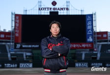 "다카츠 어드바이저에 감독직 제안한 적 없다" 롯데, 日 우승 감독 선임설 직접 부인... "단장 추천도 사실 아냐"