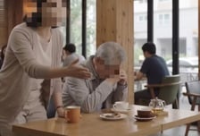 '子 사망합의금' 빌려간 여동생…29년만 외제차 타고와 "나 힘들어"