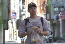 '나 혼자 산다' 차우민, 제2의 김민 되나…골목마다 터진 주민 인증