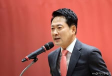 與, 장동혁 '최장수 당대표' 등극에 "재임 길수록 국민 분노 커질 것"