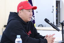 [포토] 자신감 넘치는 이범호 감독